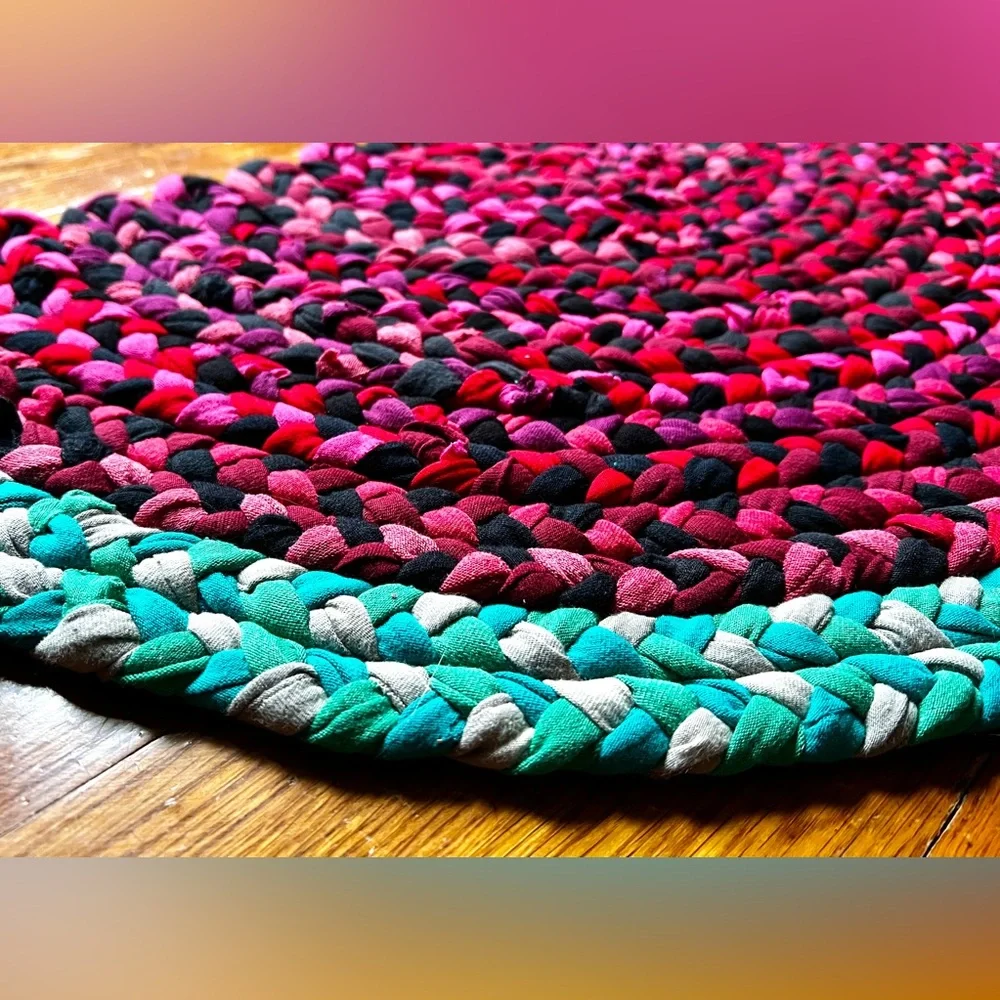 🍉Watermelon Handbraided Rug🍉 - Picture 12 of 16